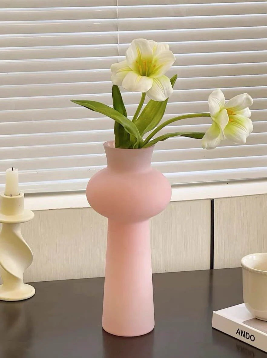 Tall Vintage Style Dopamine Decorative Flower Vase